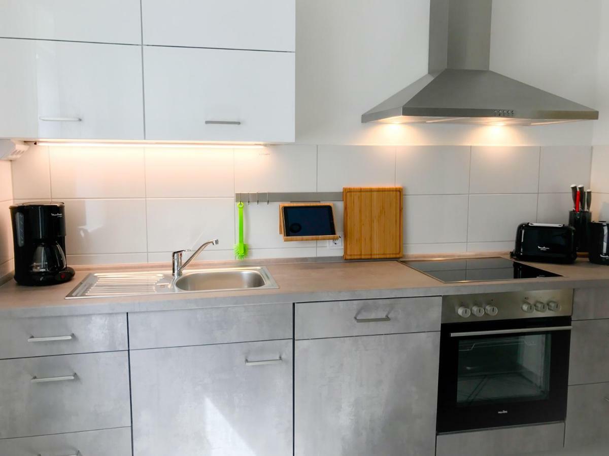 Schoene, Neue Ferienwohnung Am Rhein Und Mit Balkon Бинген ам Рейн Екстериор снимка